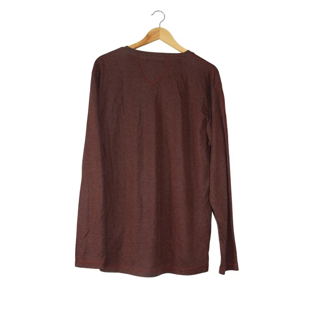 Grizzly Mountain Shirt Mens XL Burgundy Long Sleeve V-Neck‎ Textured Excellent